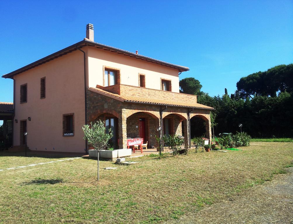 Agriturismo La Nocciolina Venturina Terme Eksteriør billede
